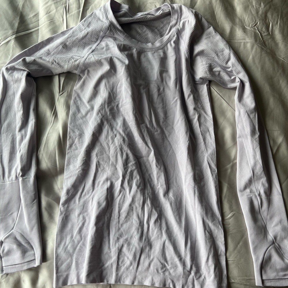 LULULEMON LAVENDER SWIFTLY LS SZ 4